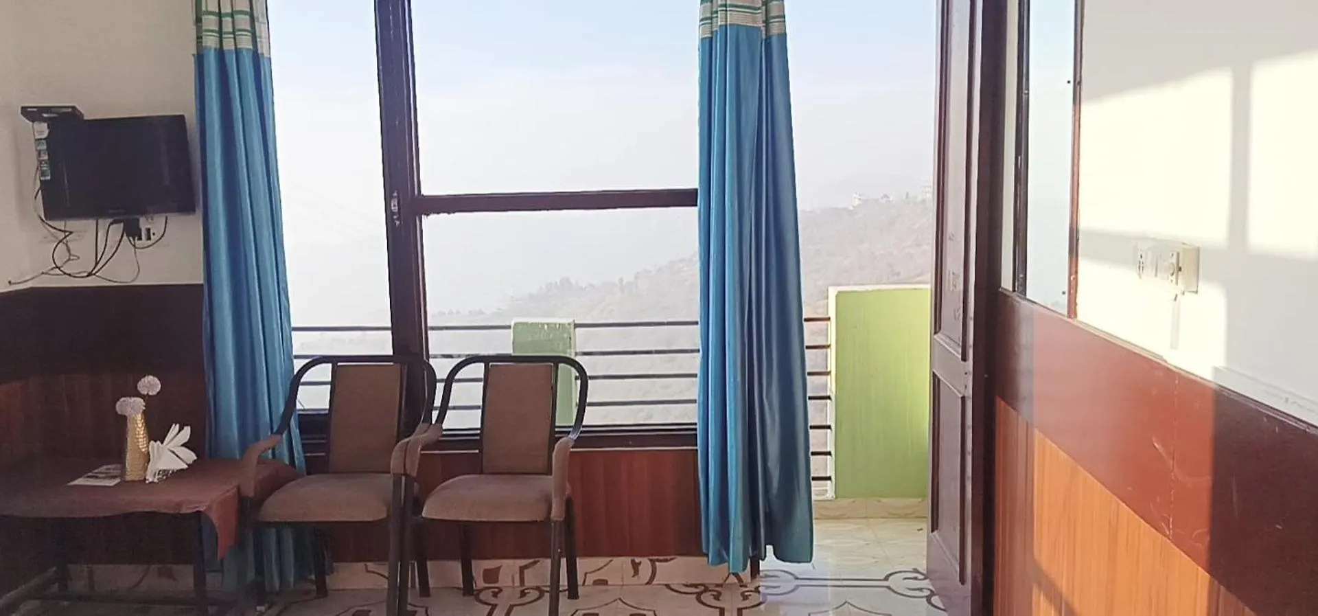 Hotel D Pal Kandāghāt 情趣酒店