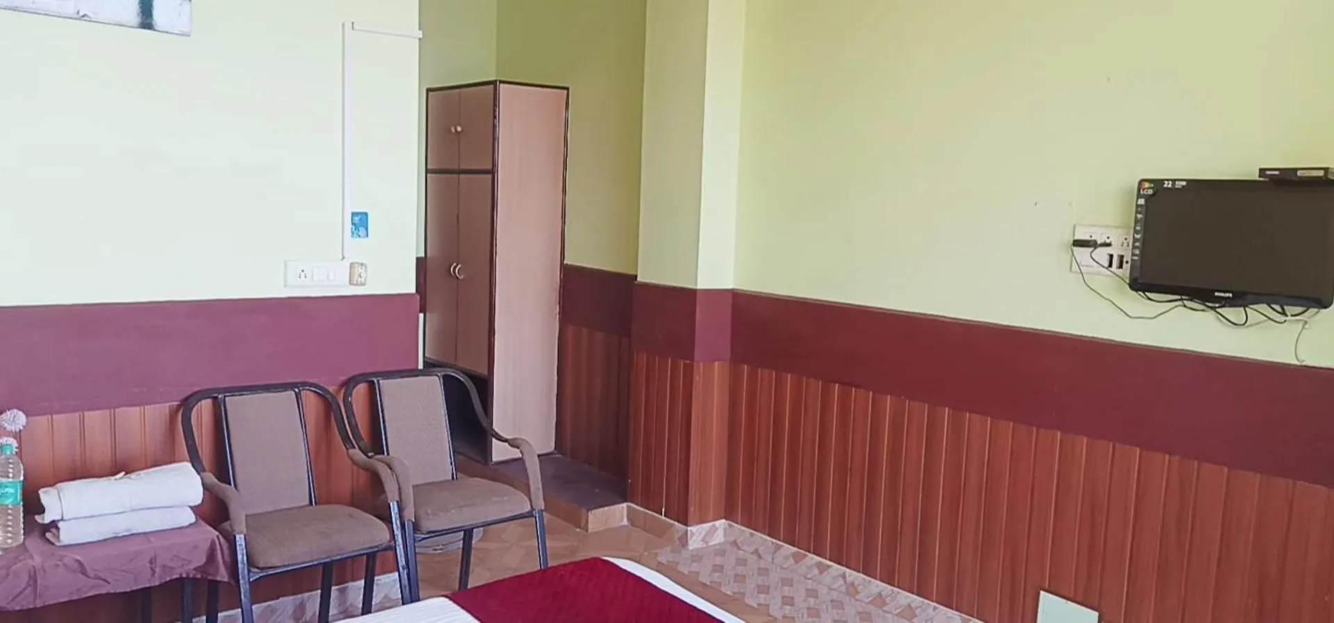 Hotel D Pal Kandāghāt 情趣酒店