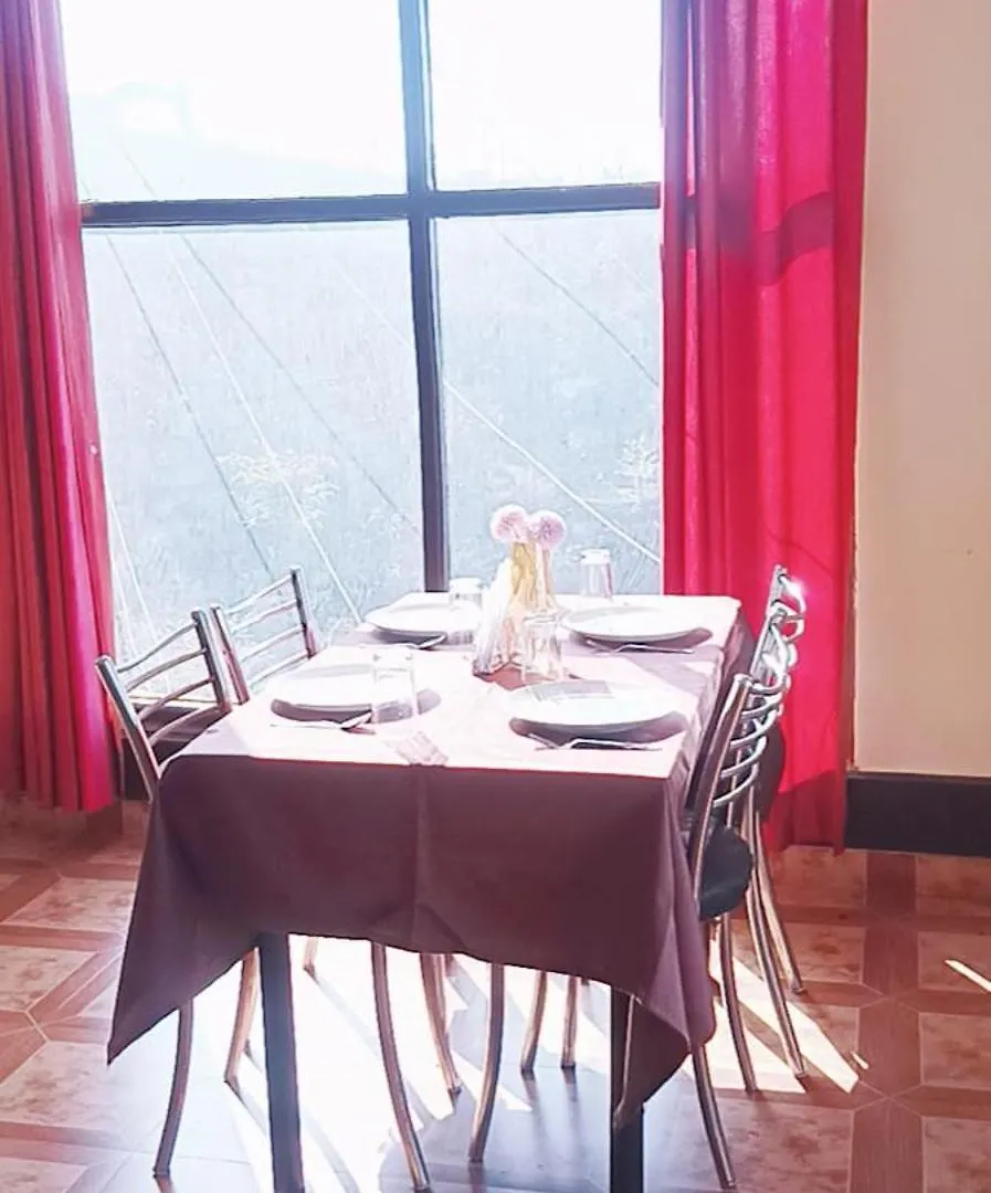Hotel D Pal Kandāghāt 0*,  印度