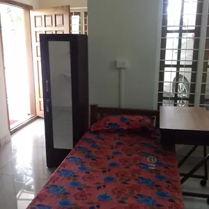  Hostel Daffodils Ladies Infopark India